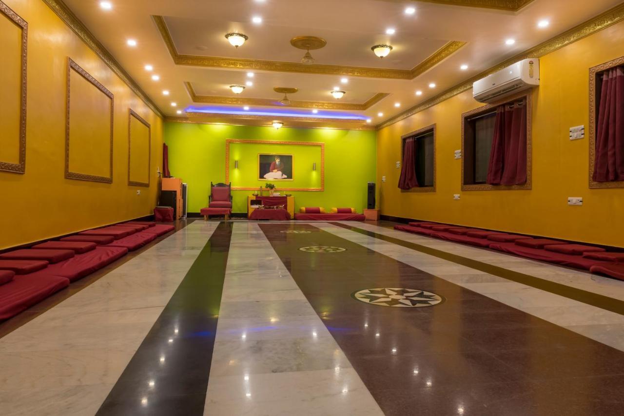 Hotel Harmony Кхаджурахо Экстерьер фото