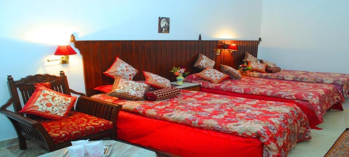 Hotel Harmony Кхаджурахо Экстерьер фото